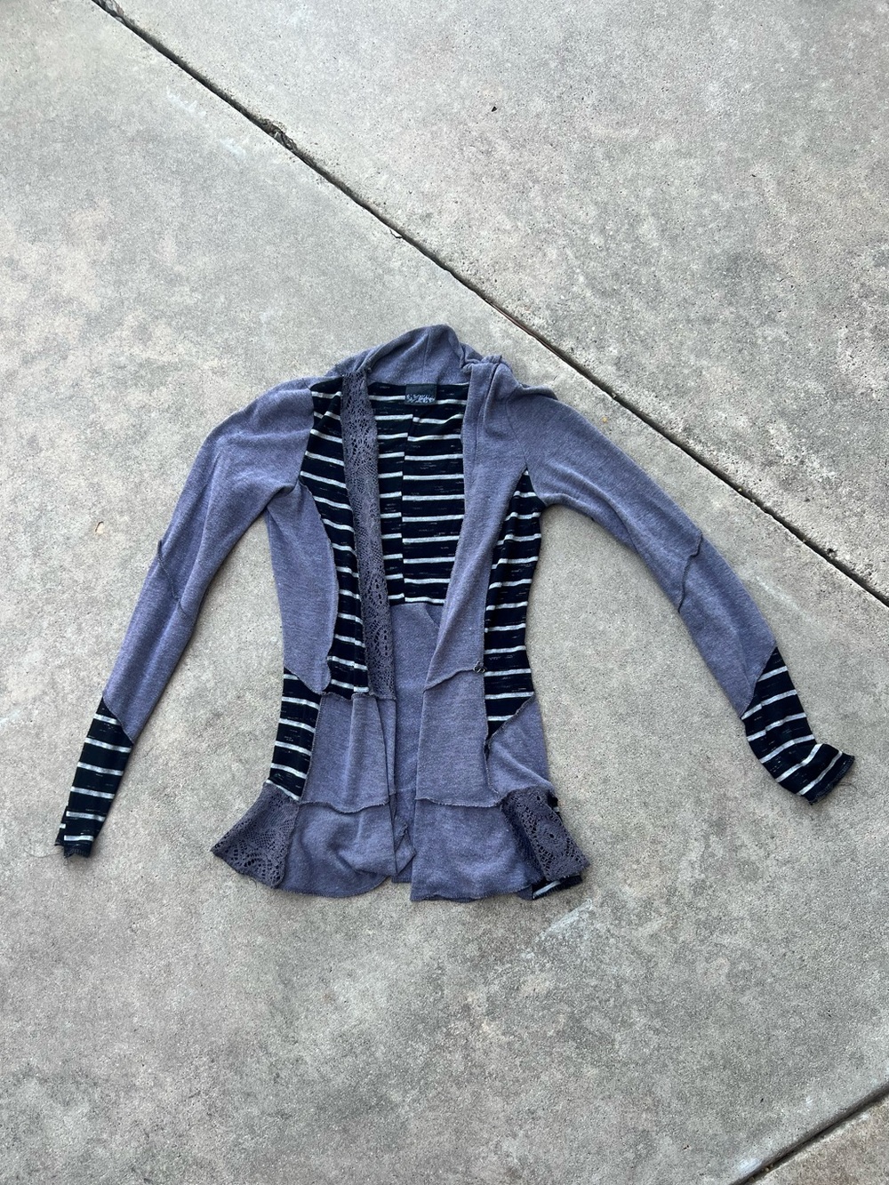Daytrip Heather Gray and Black Striped Open Cardigan